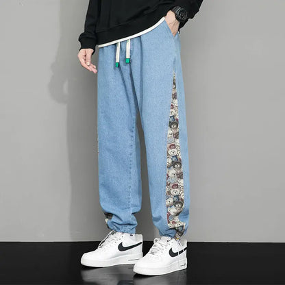 Herren Denim Jogger Hose mit Bären Print – Lockerer Schnitt