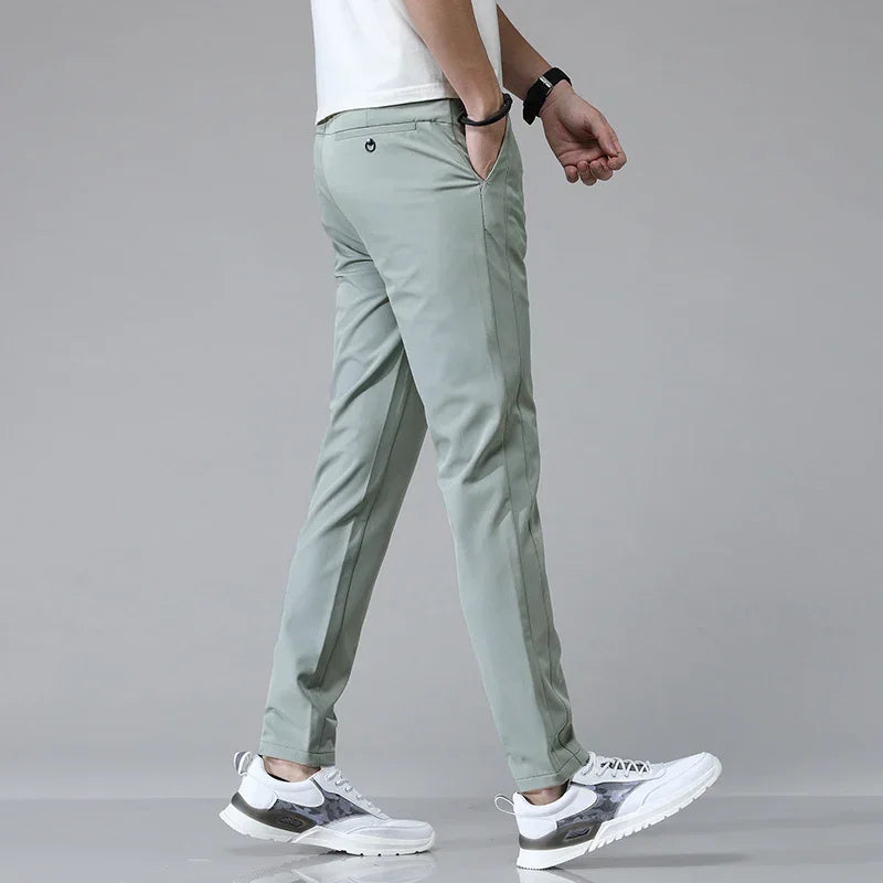 Herren Tapered Hose mit Elastischem Bund – Knitterfreies Design