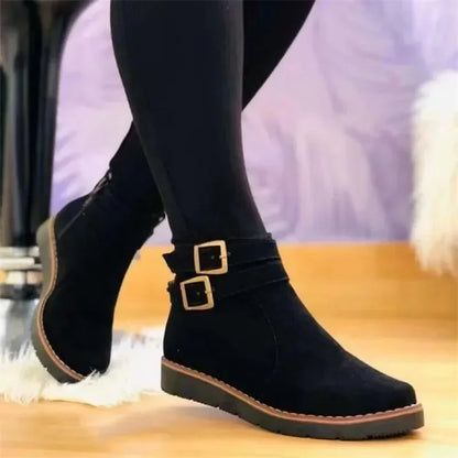 Damenstiefel mit Plateau und stützendem Fussbett in Gesamtansicht