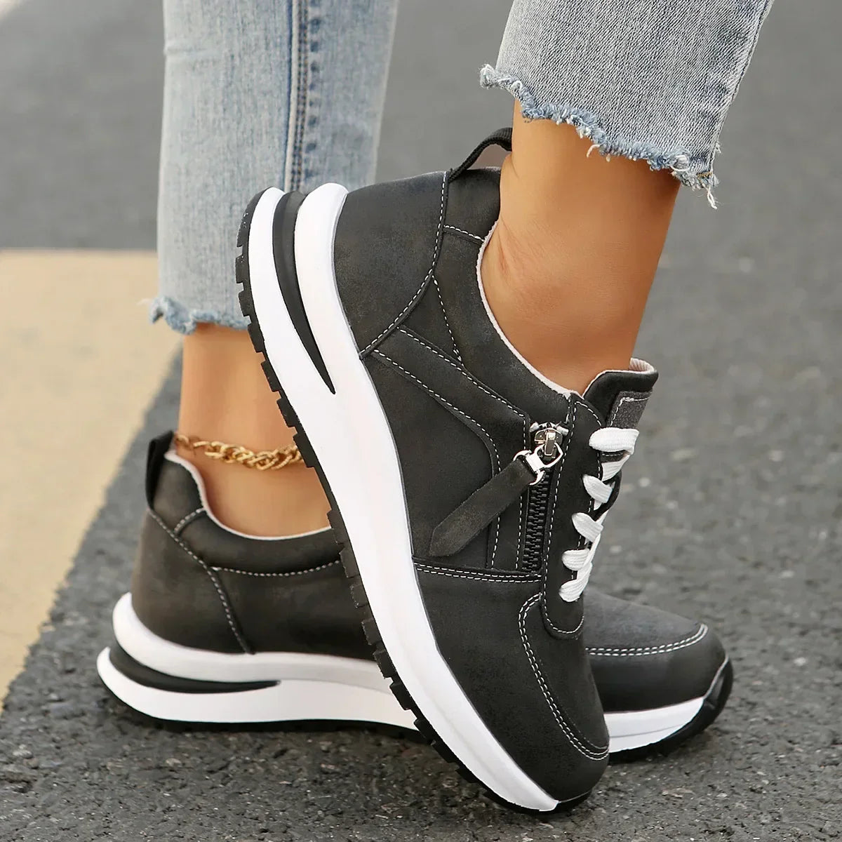 Damen Sneakers mit Plateau, Schnürung, seitlichem Reißverschluss und orthopädischer Sohle
