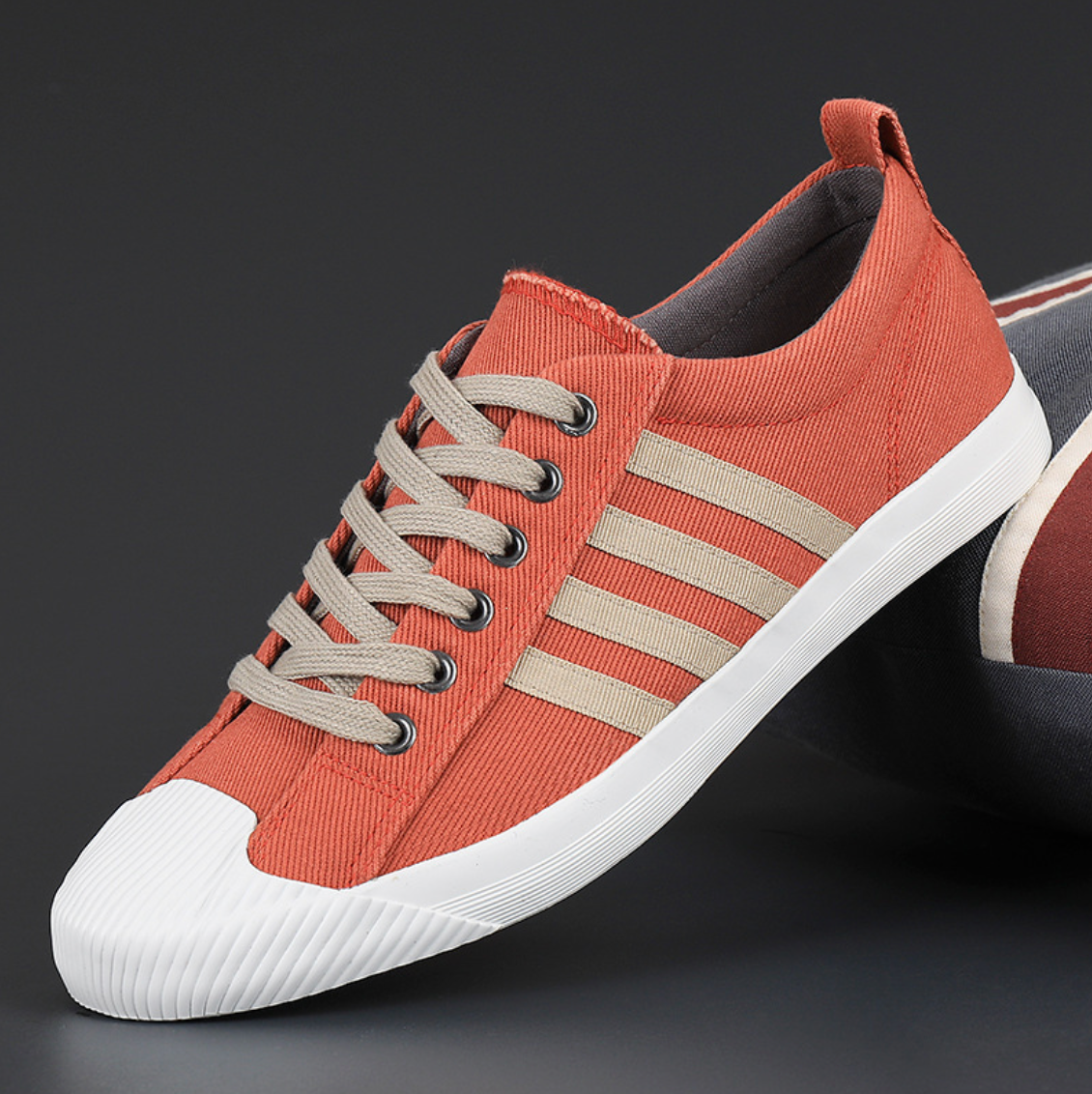 Men's Running Shoes Made of Breathable Canvas with Soft Lining, Non-Slip Sole, and Lightweight Design