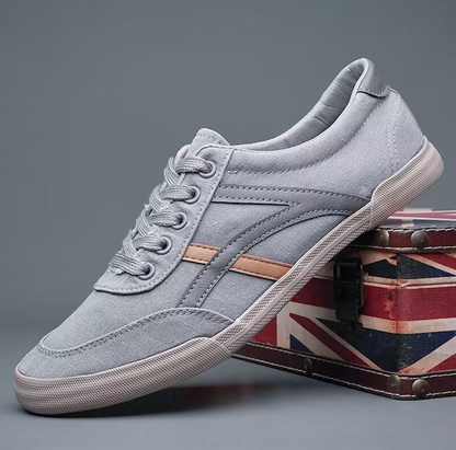 Men's Low-Top Sneakers with Breathable Upper and Grippy Sole