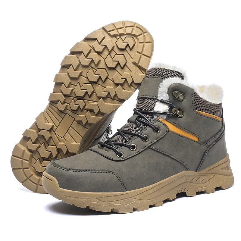 Grüne Winterstiefel mit Fellfutter, rutschfeste Sohle, robustes Design, ideal für Outdoor-Aktivitäten. Herrenstiefel, warm, wasserdicht.