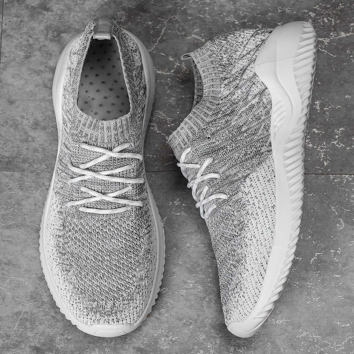 Men's Mesh Sneakers with Stretch Collar and Rubber Sole