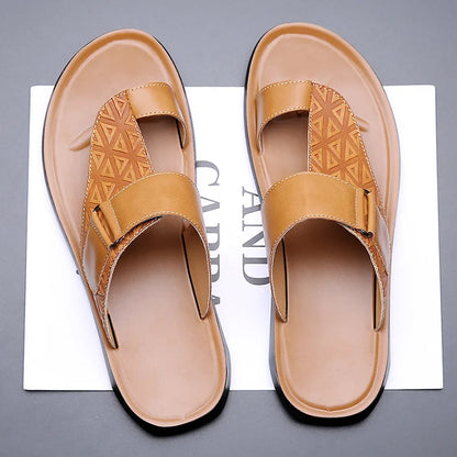 Herren-Sommersandalen Mit Zehenschlaufe, Fersenriemen, Konturiertem Fußbett Und Strukturiertem Obermaterial