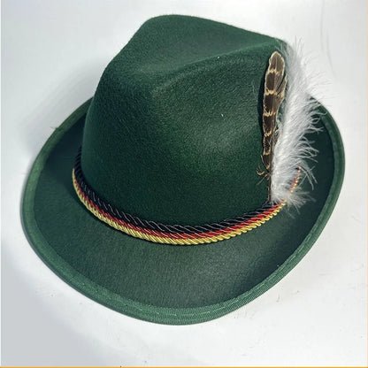 Grüner Trachtenhut mit Feder und schwarz-rot-goldenem Band, traditioneller bayerischer Hut, Oktoberfest Accessoire, deutscher Filzhut.