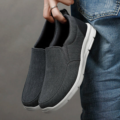 Herren Slip-On Sneaker mit Gepolsterter Sohle – Leichte Freizeitschuhe