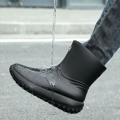 Detailansicht der rutschhemmenden Profilsohle der Regenstiefel