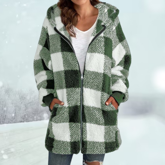 Damen Winterjacke mit grün-weißem Karomuster, Kapuze und Reißverschluss. Modische, warme Jacke für kalte Tage. Ideal für Wintermode.