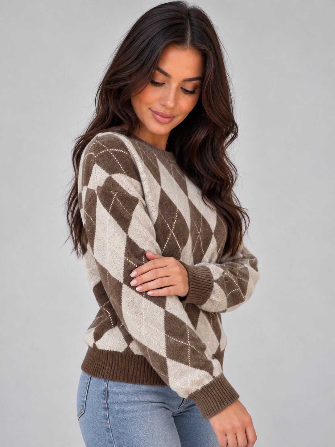 Damenpullover mit langen Ärmeln und elegantem Rautenmuster