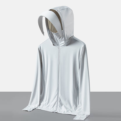 Weiße, langärmlige Kapuzenjacke mit integriertem Visier, auf grauem Hintergrund. Funktionale Sportbekleidung, ideal für Outdoor-Aktivitäten.