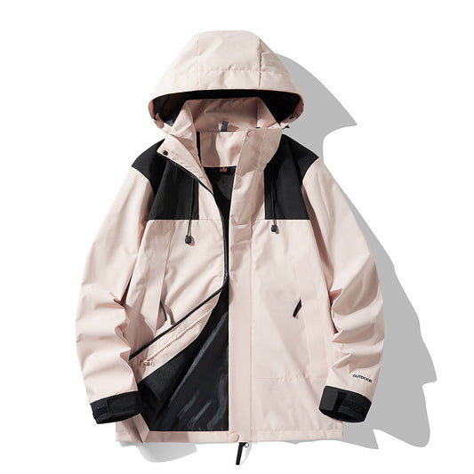 Damen Outdoor-Jacke in Beige mit Kapuze, wasserdicht, winddicht, ideal für Wandern und Trekking, funktionale Taschen, sportliches Design.