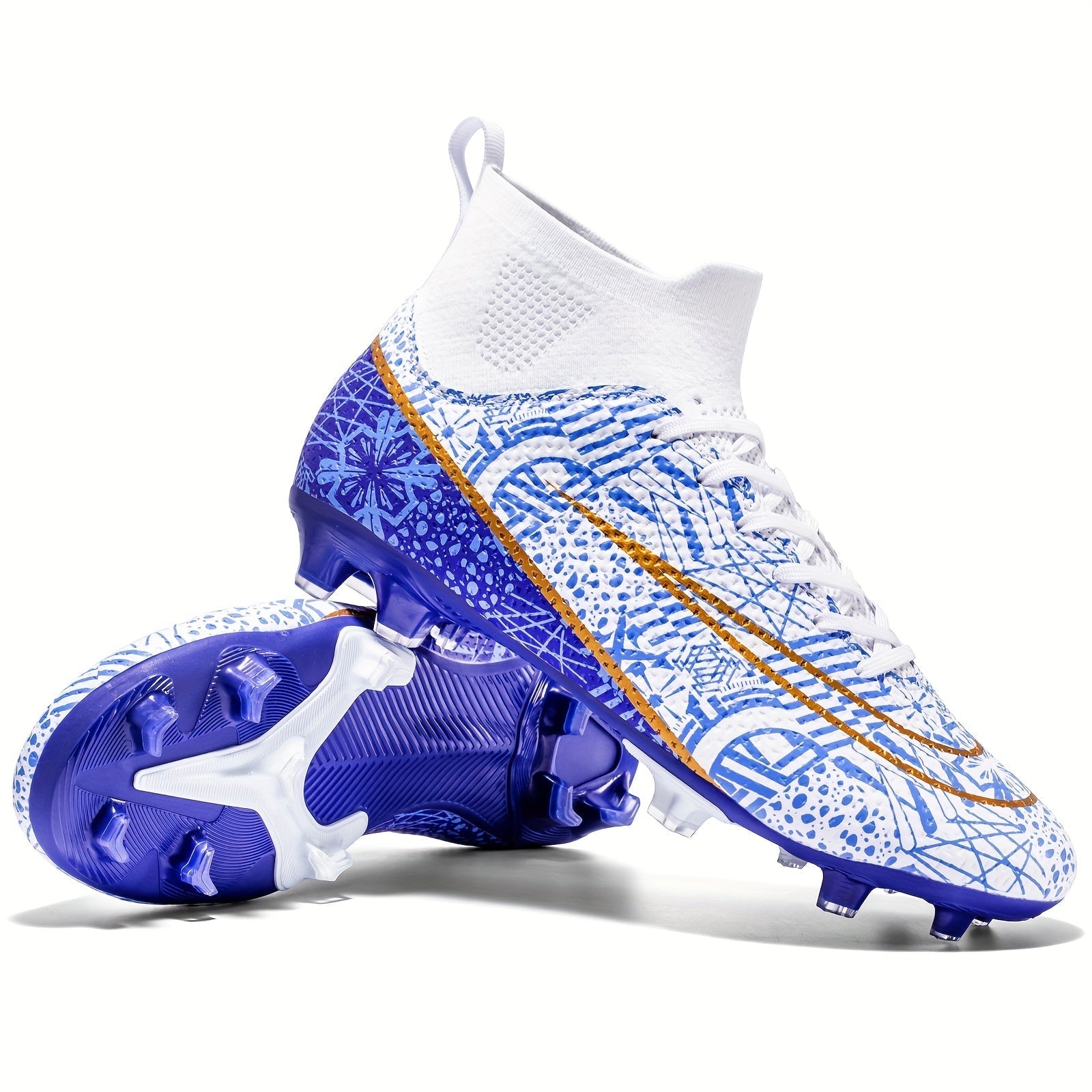Weiße und blaue Fußballschuhe mit goldenen Akzenten, dynamisches Design, Stollensohle für optimalen Grip, ideal für Rasenplätze.