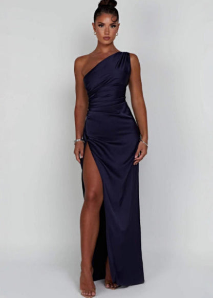 Ärmelloses Maxikleid Mit Schulterschlitz Für Damen – Satin-Stil