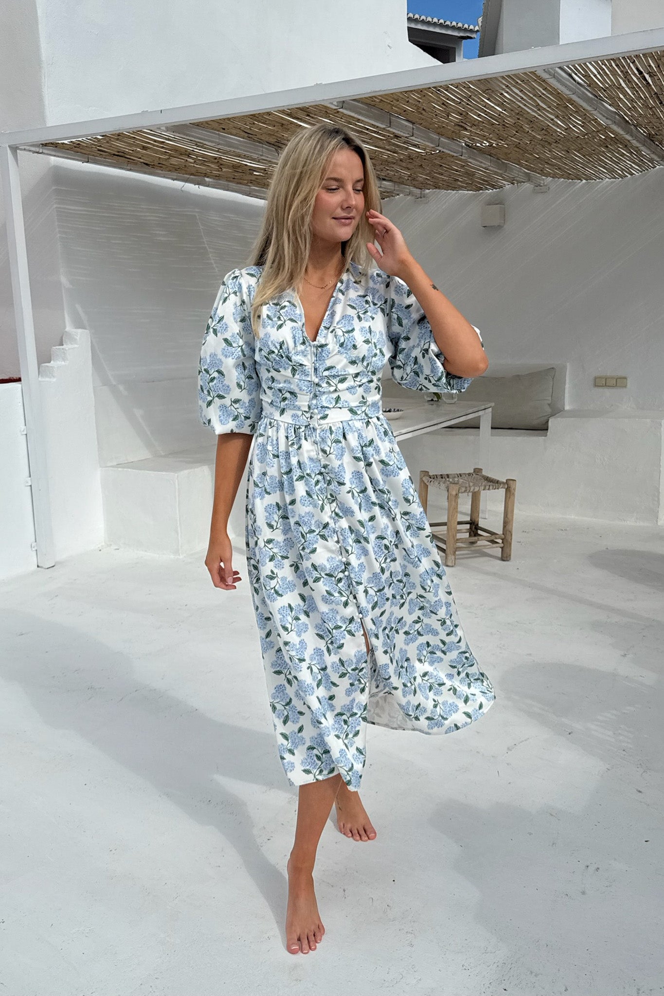 Damen Sommer Midikleid Mit Hortensienmuster, Langen Ärmeln Und Knopfleiste