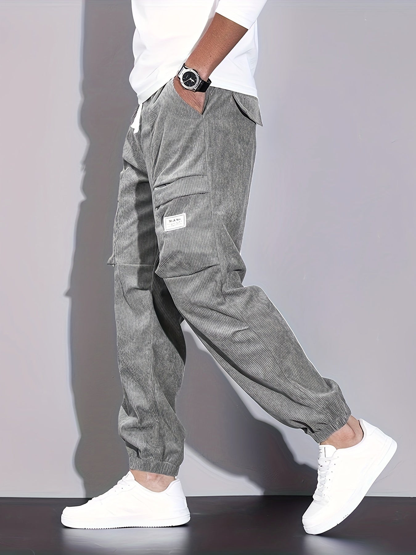 Herren Cord-Jogger mit lockerem, tailliertem Schnitt