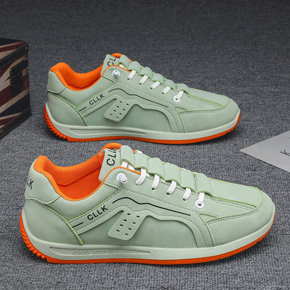 Men's skate shoes with laces, flat sole, and rounded toe cap