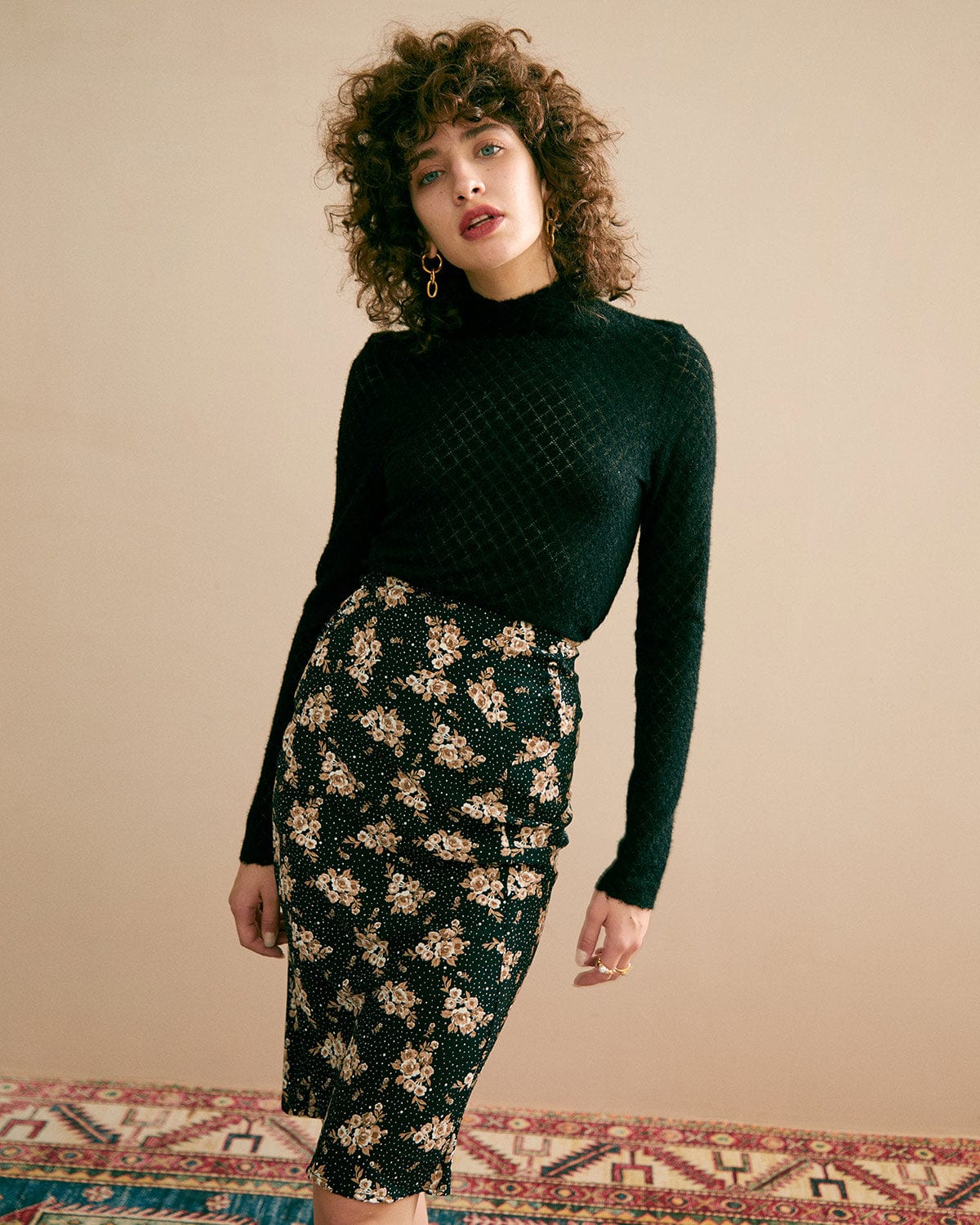Damen Strickoberteil Mit Stehkragen, Spitzen-Detail Und Transparenter Optik