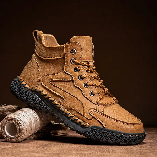 Herren Schnürstiefel Mit Dicker Sohle Und Markanten Ziernähten