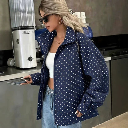 Kurzjacke für Damen mit elegantem Punktemuster