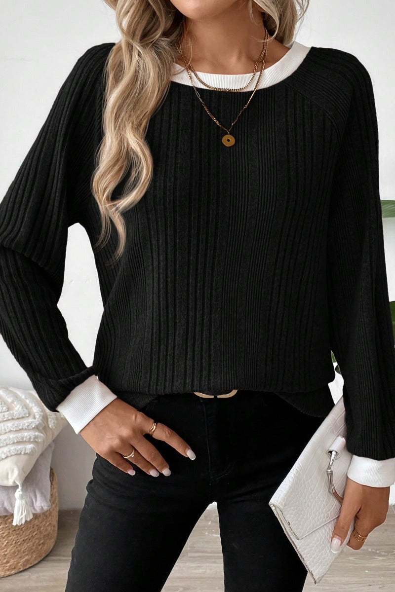 Gerippter Strickpullover mit langen Ärmeln und bequemem Schnitt