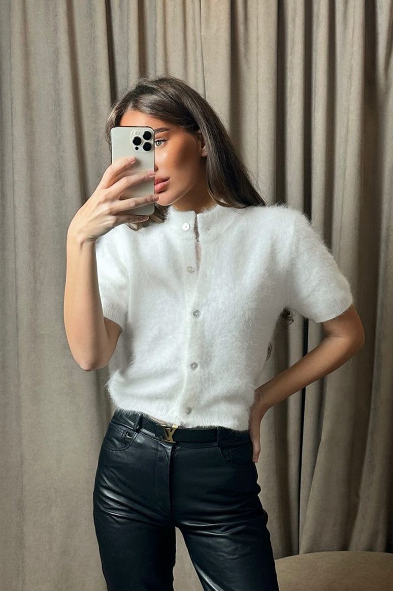 Kurzärmlige Damen-Strickjacke für vielseitige Alltagslooks