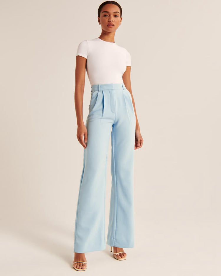 Women's pants with high waist, wide legs, and side pockets