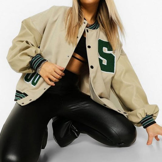 Damen Winterjacke mit Fleecefutter, Steppung, Stickerei und Knopfleiste