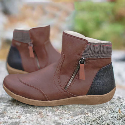 Braune Damenstiefeletten mit Reißverschluss, rutschfeste Sohle, bequemes Design, ideal für Herbstmode. Perfekt für stilvolle Outdoor-Aktivitäten.