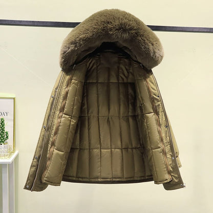 Damen Winterjacke mit Kapuze, Kunstpelzbesatz, olivgrün, gesteppt, warm, modisch, ideal für kalte Tage, stilvoller Wintermantel.