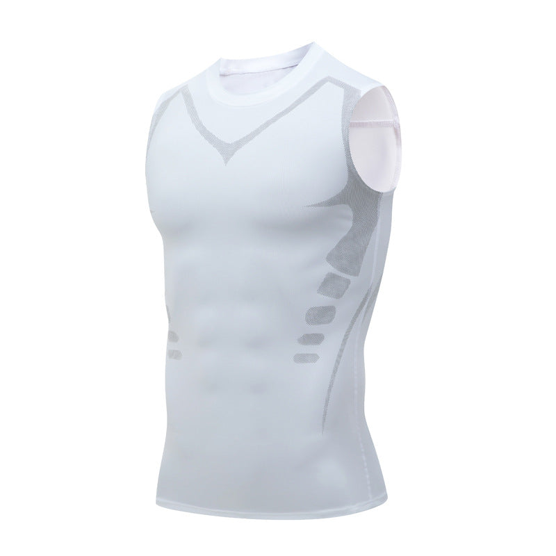 Ärmelloses weißes Kompressionsshirt für Herren, atmungsaktiv und nahtlos, ideal für Sport und Fitness, mit ergonomischem Design und Muskelunterstützung.