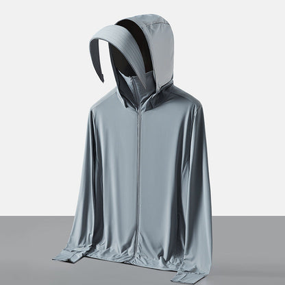 Grauer, futuristischer Kapuzenpullover mit einzigartigem, gebogenem Visier. Modernes Design, innovative Mode, minimalistische Ästhetik.