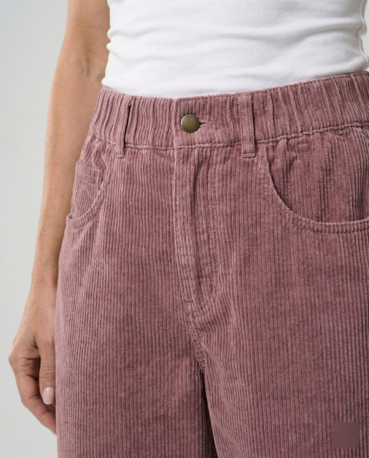 Weite High-Waist-Hose aus Cord für Damen
