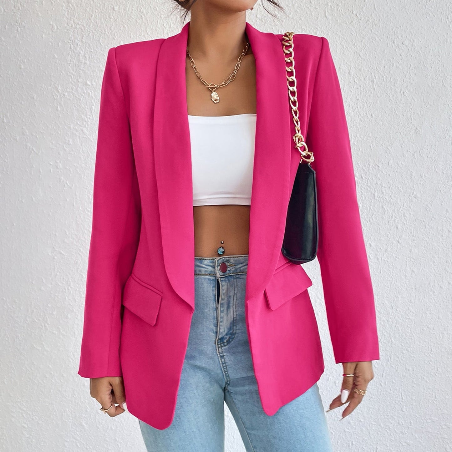 Women's winter jacket with lapel collar and long sleeves – classic style