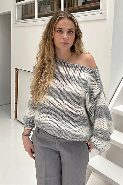 Rundhalspullover als vielseitig kombinierbares Alltagsoutfit