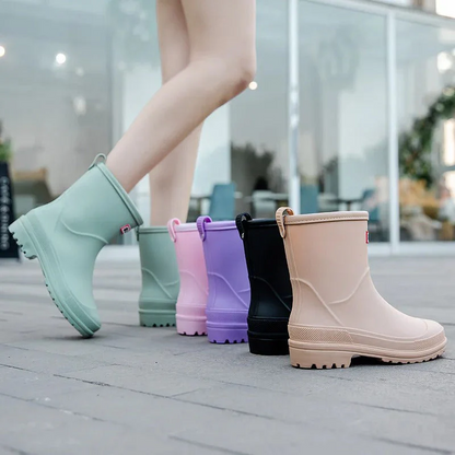 Seitliche Ansicht der wasserdichten Gummistiefel für Damen