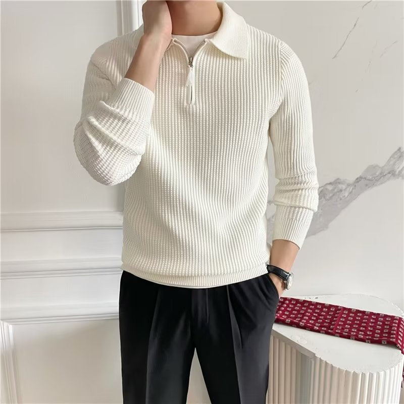 Men's sweater with loose fit and solid color