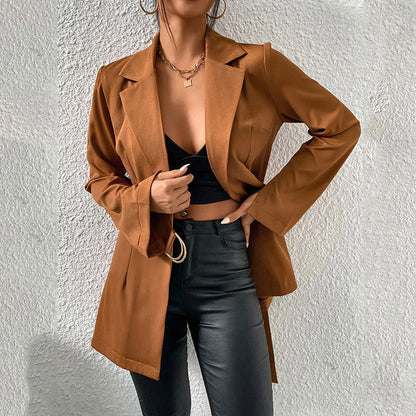 Damen Strickjacke im Slim Fit mit Reverskragen und Color-Block Design