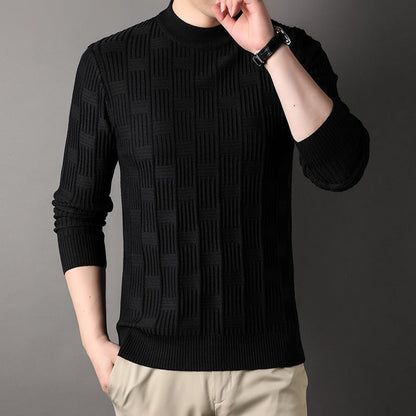 Men's Sweater with Round Neckline and Jacquard Checkered Pattern