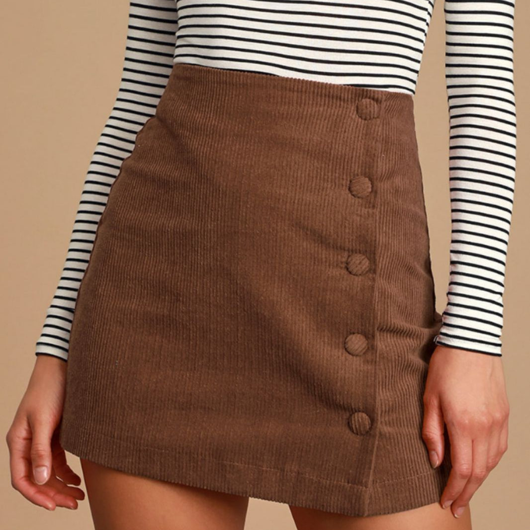 Women's short A-line skirt with high waist and zipper at the back