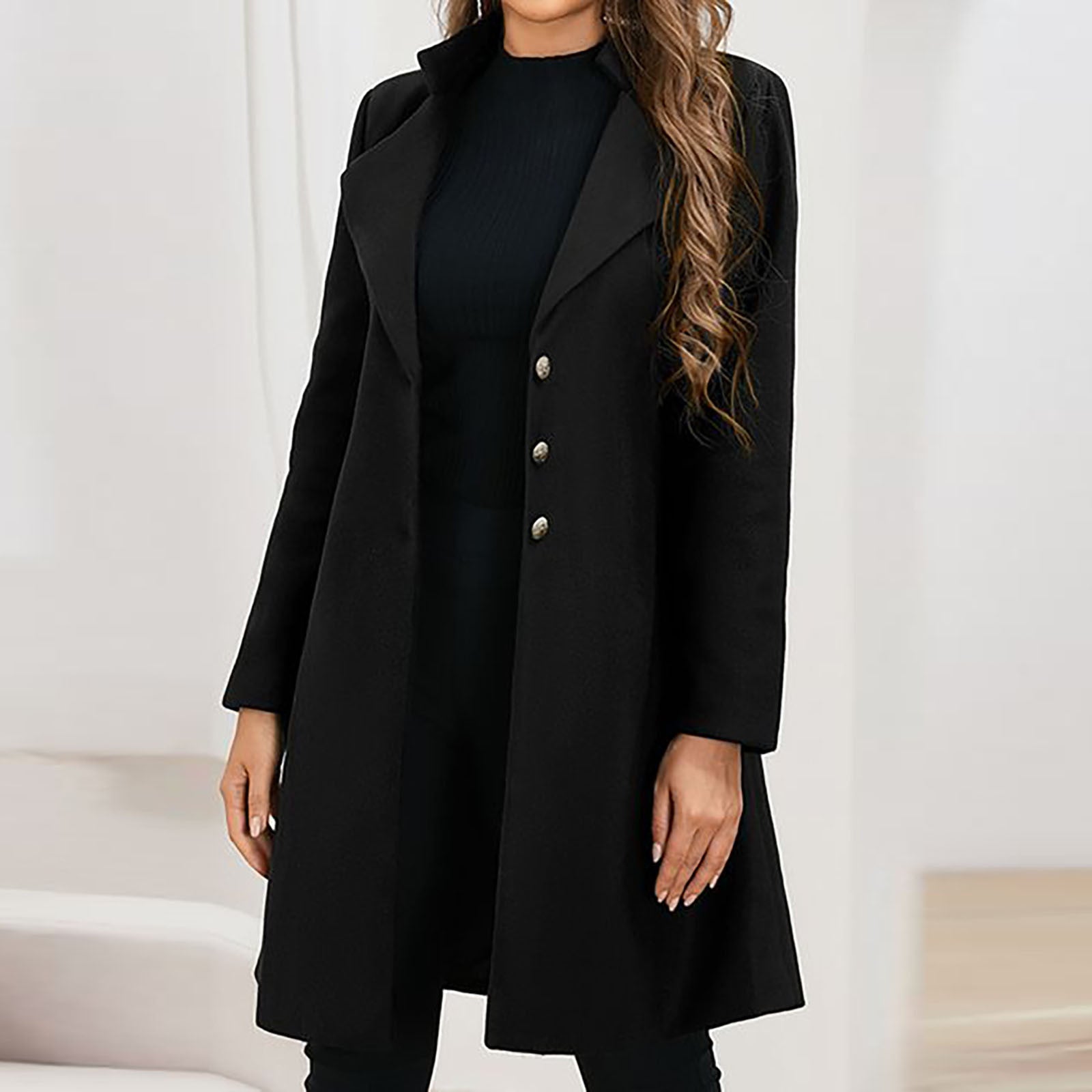 Schwarzer Damenmantel mit Knopfleiste, elegantes Design, langärmelig, ideal für Herbstmode, stilvoll und zeitlos, perfekt für formelle Anlässe.