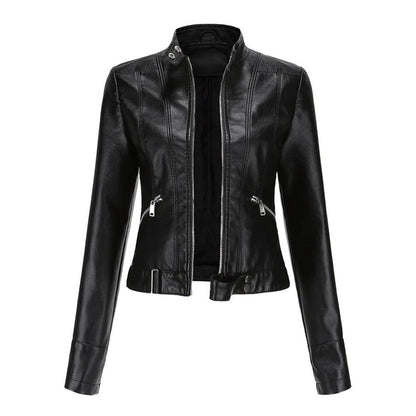 Schwarze Lederjacke für Damen, modisch, mit Reißverschlüssen und Stehkragen, ideal für Herbst und Winter, stilvoll und vielseitig kombinierbar.