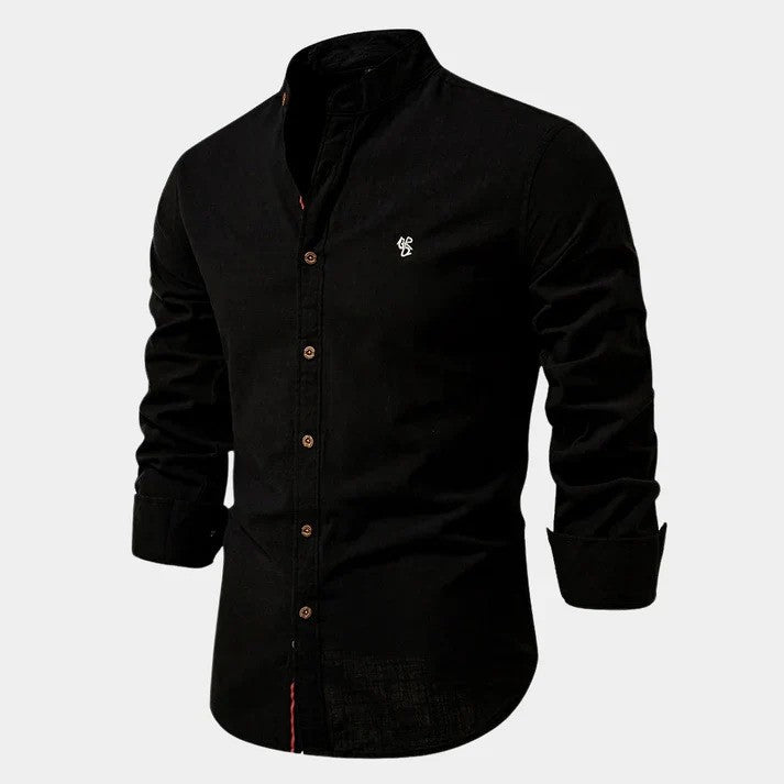 Schwarzes Herrenhemd mit langen Ärmeln, Stehkragen und Knopfleiste, elegantes Design, ideal für formelle Anlässe oder Business-Outfits.