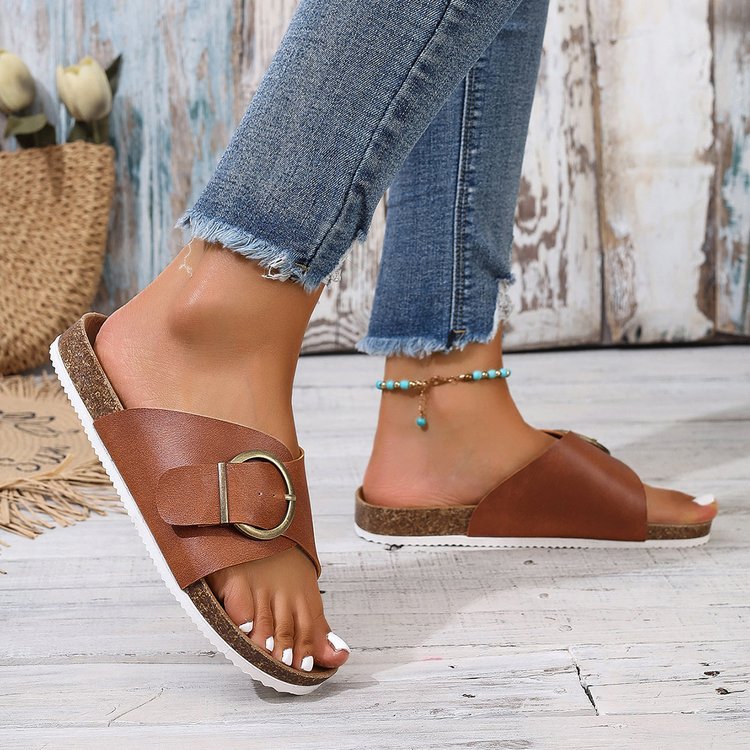 Damen-Slipper Mit Metalldetails – Lederoptik