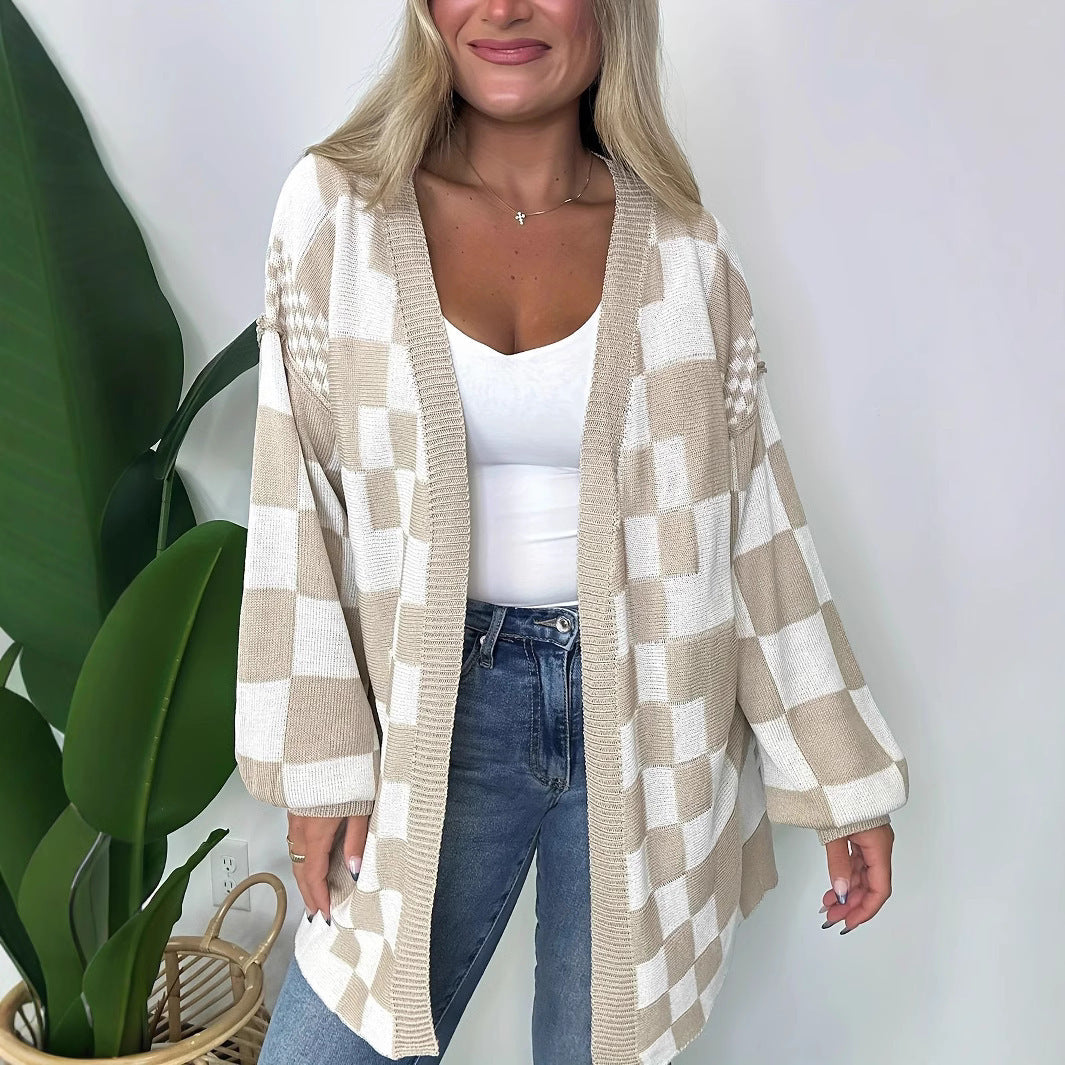 Women's Long Knitted Jacket with Checkered Pattern Contrast