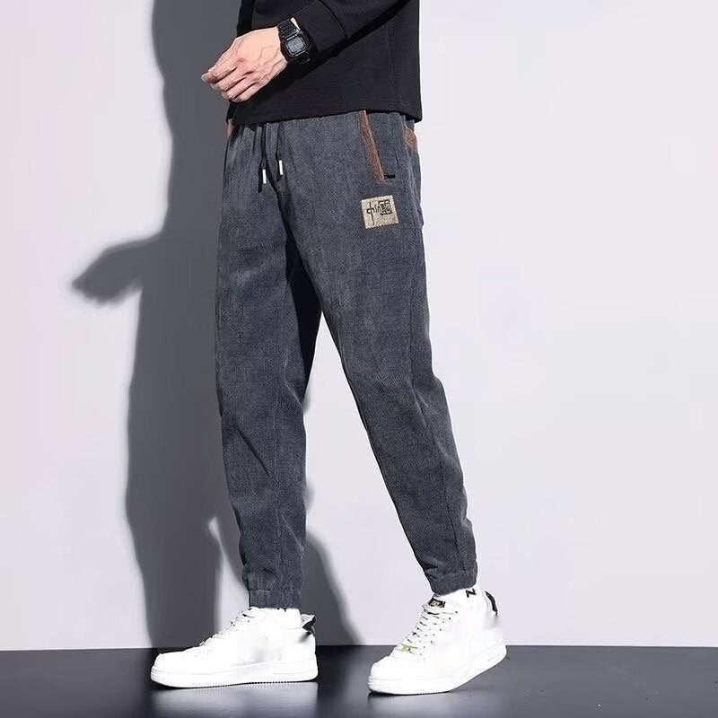 Herren-Cordhose Im Geraden Stil, Lockere Passform, Mittelhoher Bund