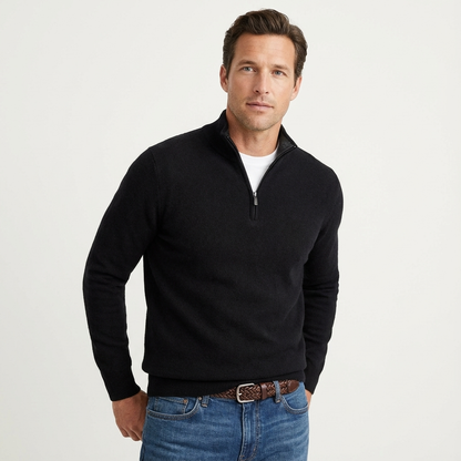 Herren Strickpullover mit sichtbarer Strickstruktur aus nächster Nähe