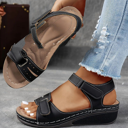 Damen-Sandalen Mit Dicker Sohle Und Klettverschluss – Lederoptik