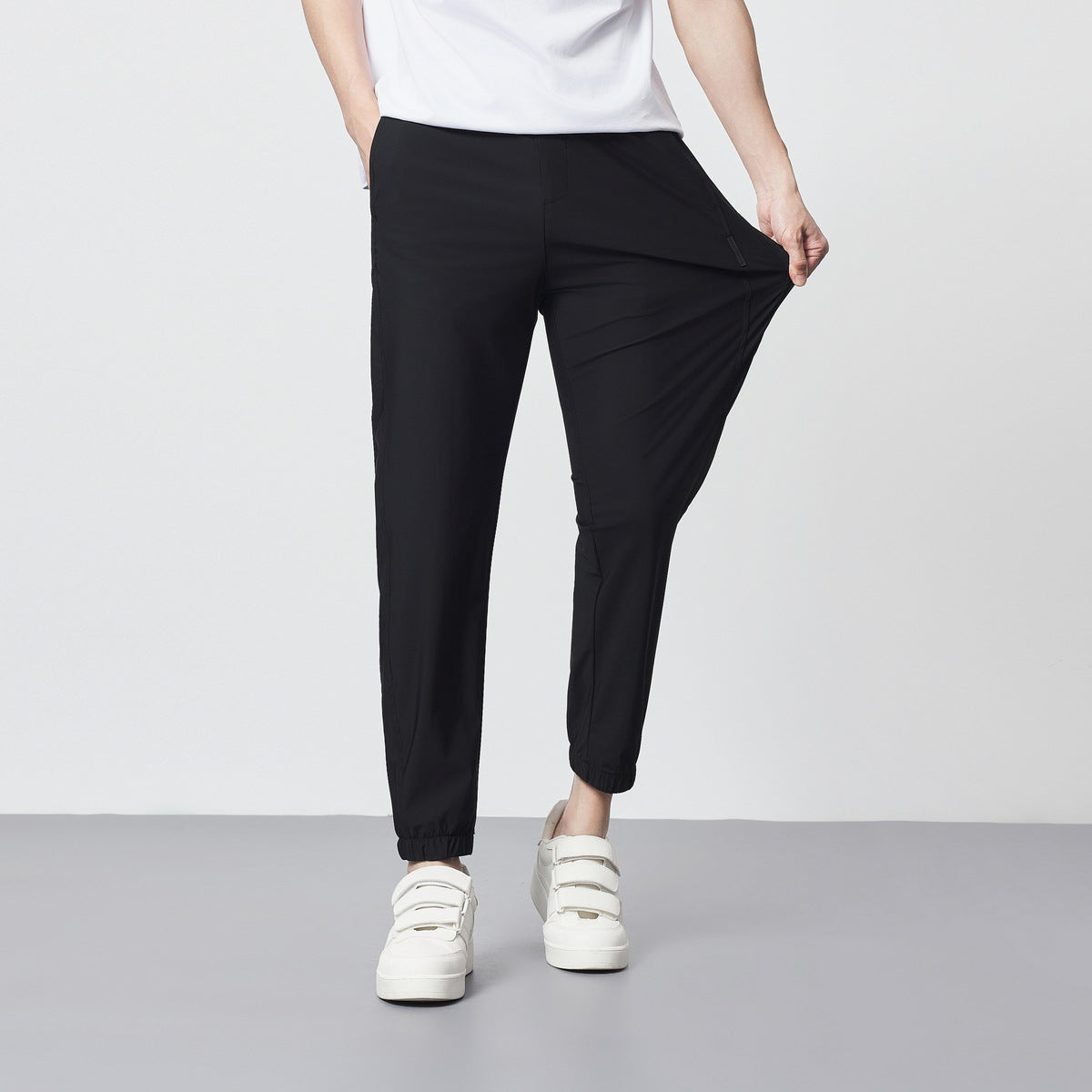 Men's summer pants made of ice silk, cool, thin, shortened, tapered slim fit, mid-rise waist, ankle-length, drawstring, micro-elastic