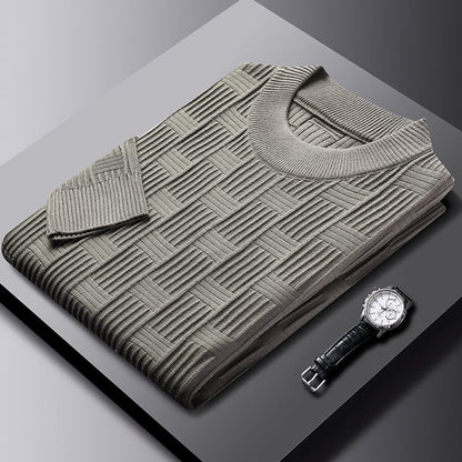 Men's Sweater with Round Neckline and Jacquard Checkered Pattern